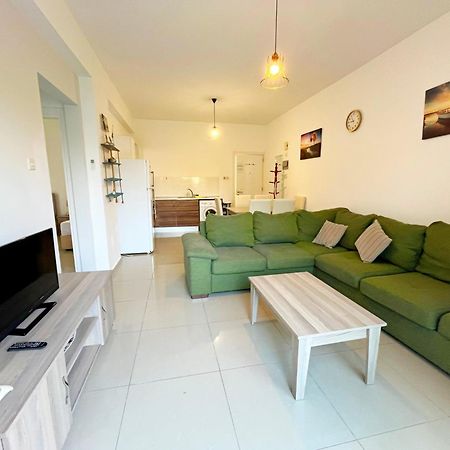 Quitet Two Bedroom Apartment With Private Garden Lukomorye D2 Karavas  Extérieur photo